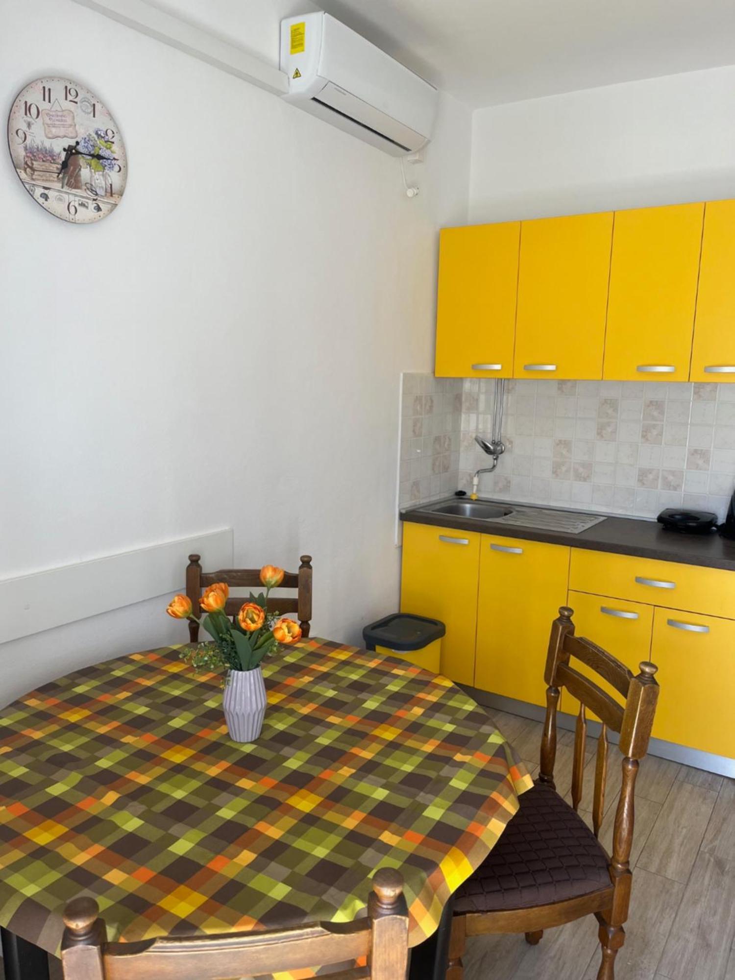 Apartmani Mila Pag Town Εξωτερικό φωτογραφία