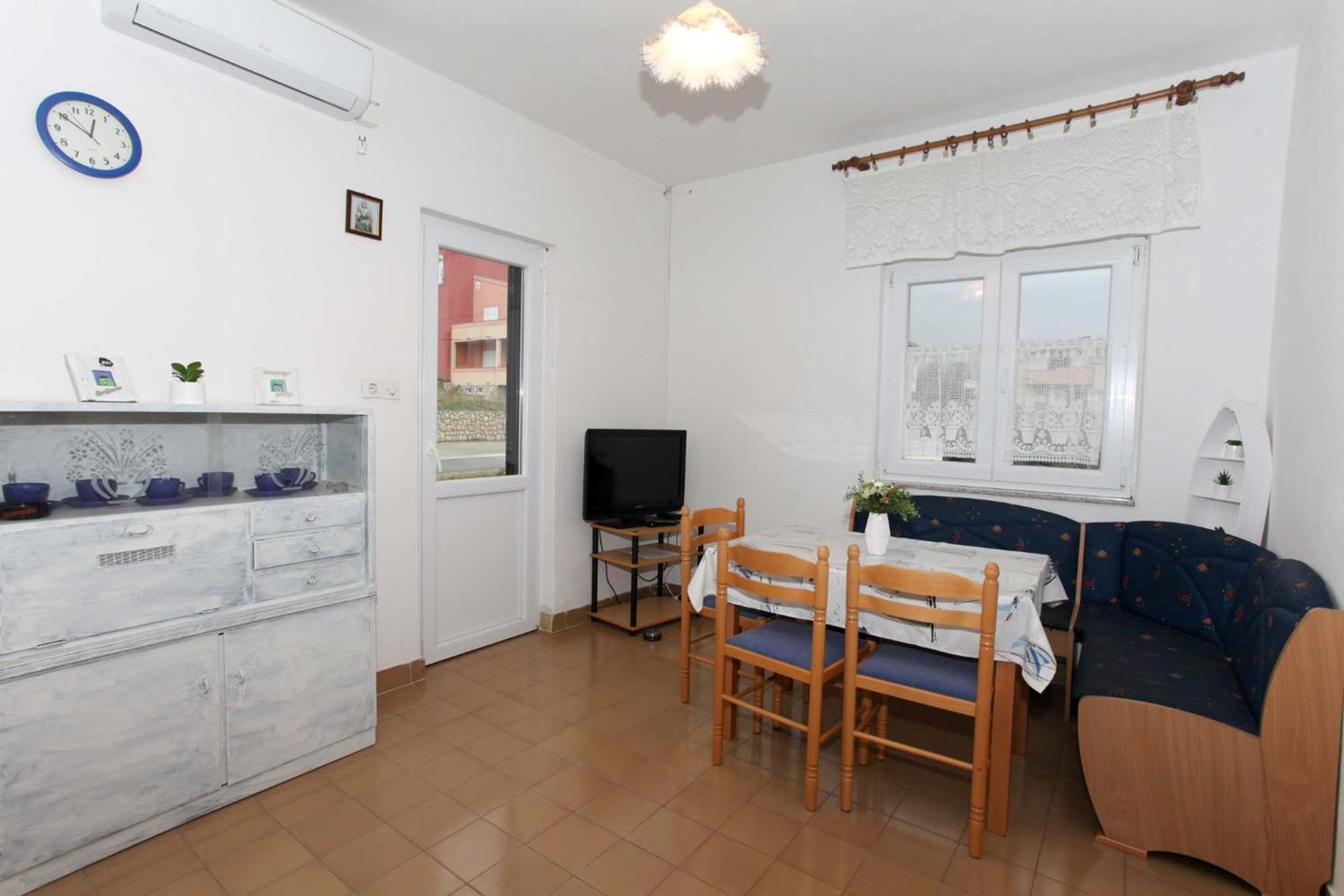 Apartmani Mila Pag Town Εξωτερικό φωτογραφία