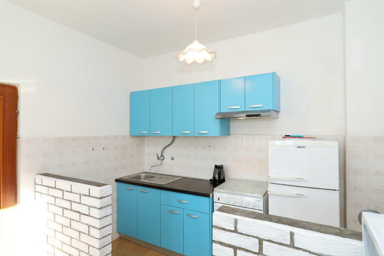 Apartmani Mila Pag Town Εξωτερικό φωτογραφία