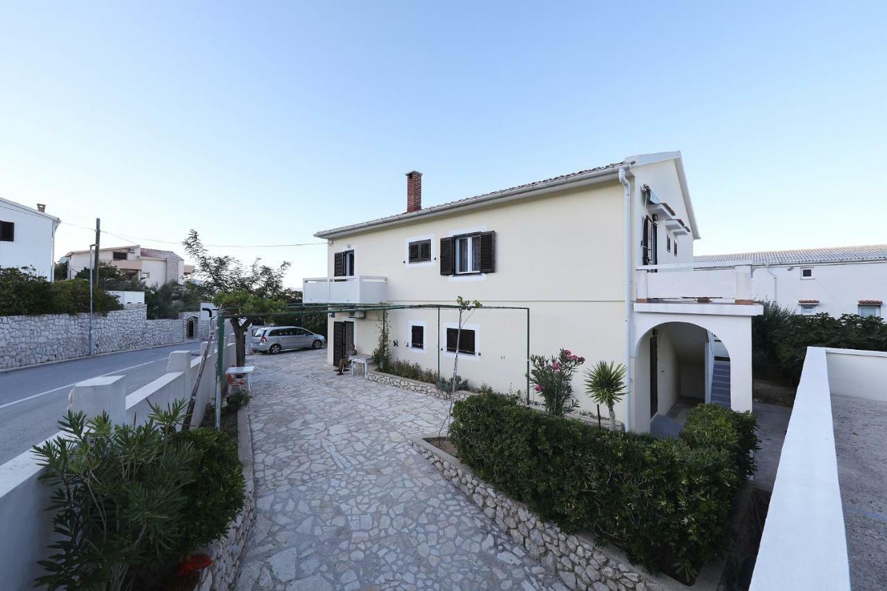 Apartmani Mila Pag Town Εξωτερικό φωτογραφία