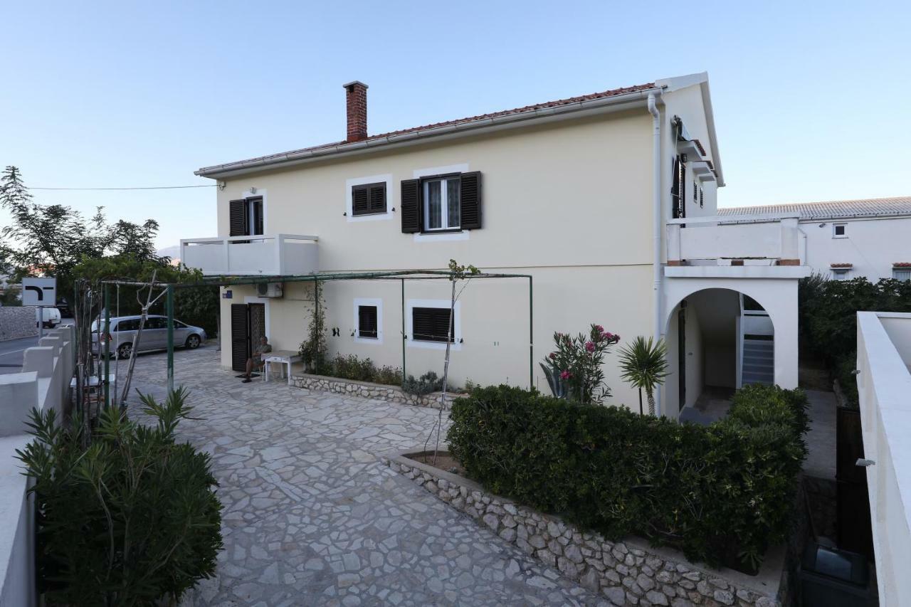 Apartmani Mila Pag Town Εξωτερικό φωτογραφία