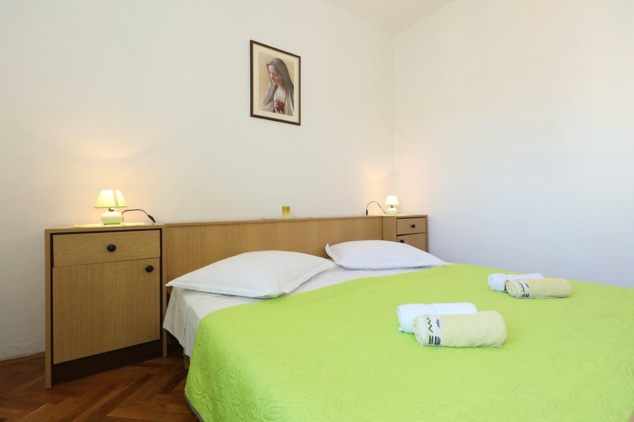 Apartmani Mila Pag Town Εξωτερικό φωτογραφία